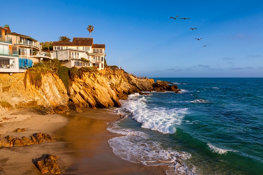 beach hotels near laguna beach