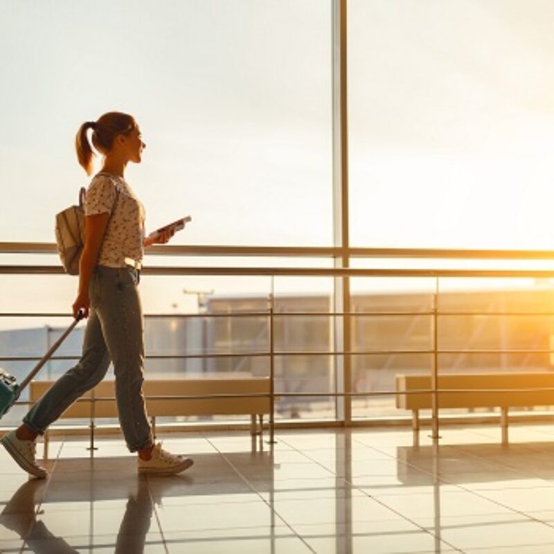 8 Important Rules to Follow when You Travel