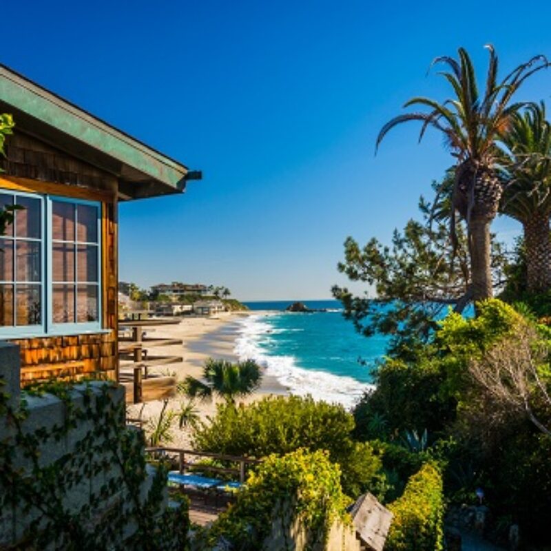 Does Laguna Beach Have Nice Weather in the Early Part of the Year?